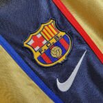 Barcelona 2001 Away Shirt - Image 5