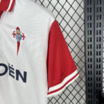 Celta Vigo 2001 Away Shirt - Image 3