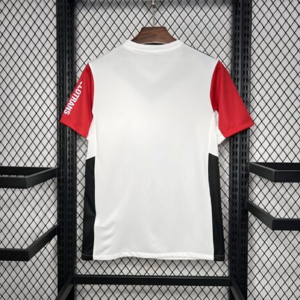 Frankfurt 24/25 Home Shirt - TRENDY JERSY