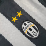 Juventus 2010 Home Shirt - Image 4
