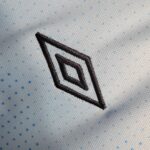 Man City 2011 Home Shirt - Image 5