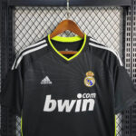 Real Madrid 2010 Away Shirt - Image 2