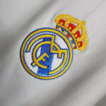 Real Madrid 2006 Home Shirt - Image 4