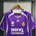 Real Madrid 2006 Third Shirt - Image 3